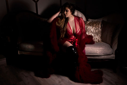 Red Boa Robe: Beautiful House Wife Turns Scarlett O'hara