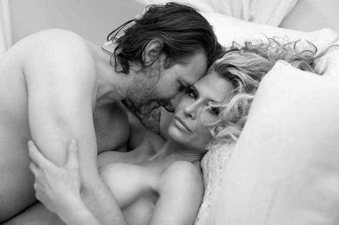 A Moment to Remember: A Romantic Couples Boudoir Photoshoot