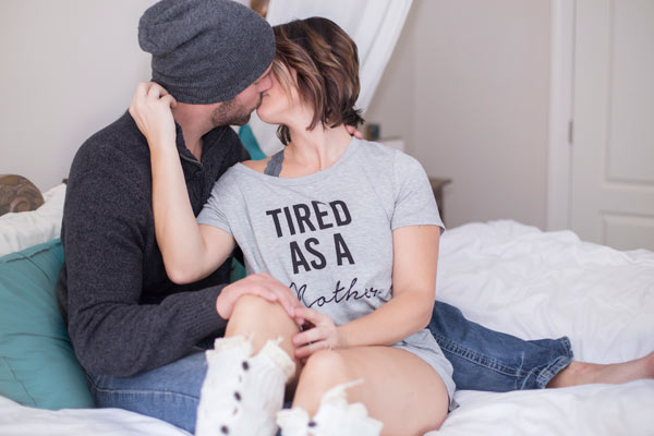 Capturing Cozy Couple Moments: A Couples Snuggle Boudoir Photoshoot